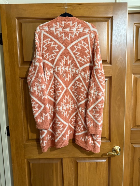 Open-Front Coral & Cream Geometric Knit Cardigan. Never Worn. - Picture 2 of 3